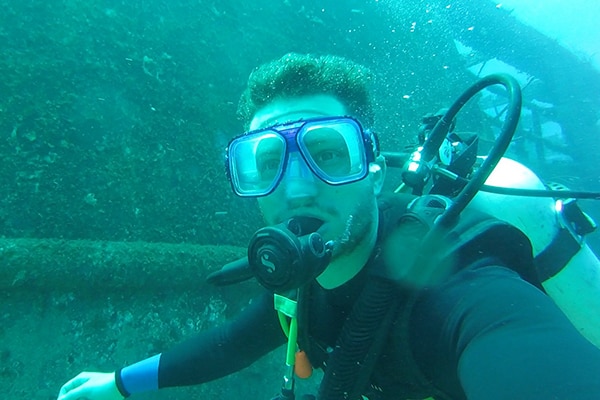 photo of Jonas Schuchmann scuba diving